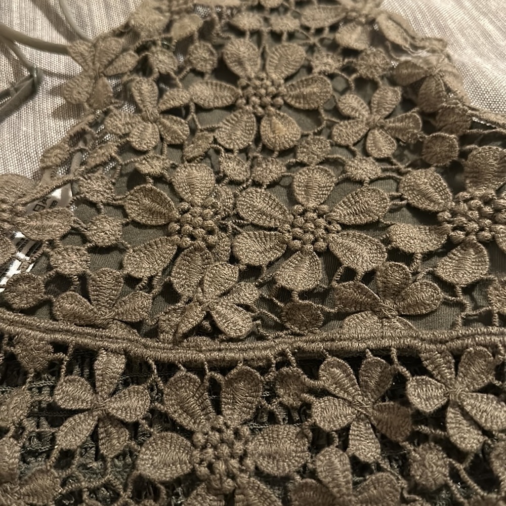 Bralette - Picture 2 of 4